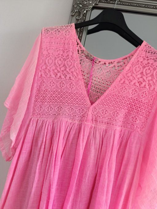 Belle robe en voile de coton 