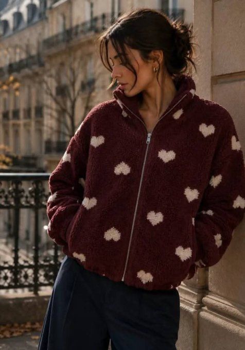 Veste polaire zippée à coeurs t.u 36/42 divers coloris 