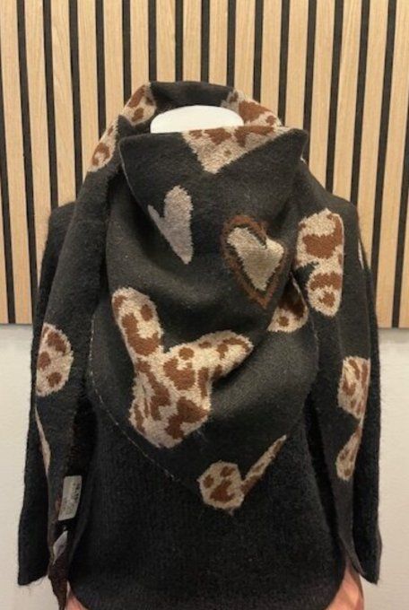 Écharpe triangle motif coeur et leopard 