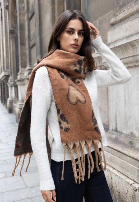 Grande Écharpe tendance coeurs et leopard 30 % laine  