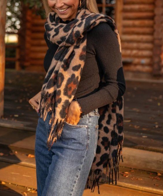 Grande Écharpe tendance leopard 30 % laine   - Copie