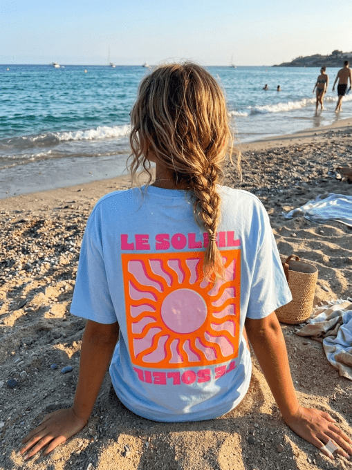Tee shirt blanc  inscription le soleil ☀️ -